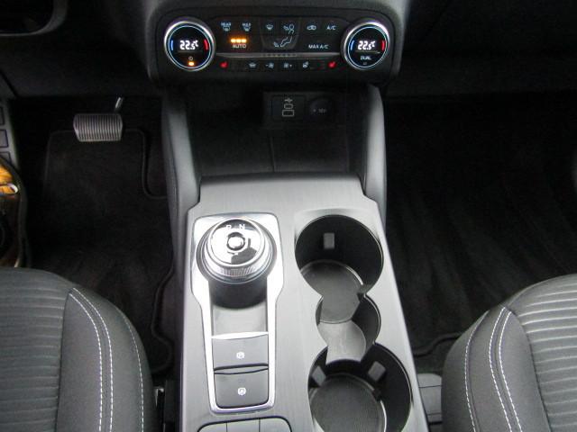 Ford Kuga Hybrid Plug in Hybrid Titanium