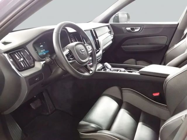 Volvo XC60 AWD Dark Plus