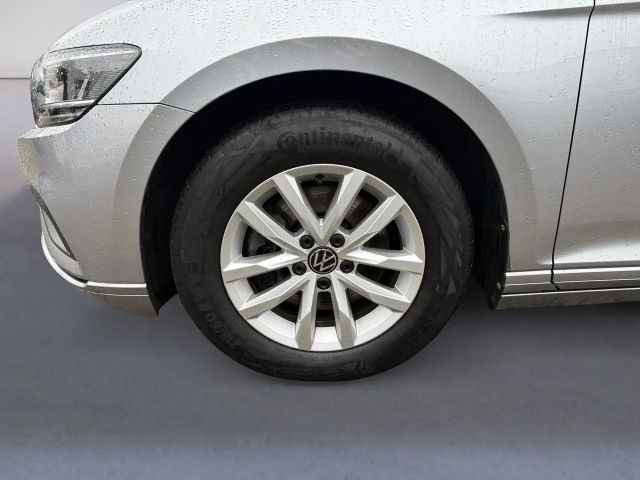 Volkswagen Passat 1.5 TSI Business DSG Variant