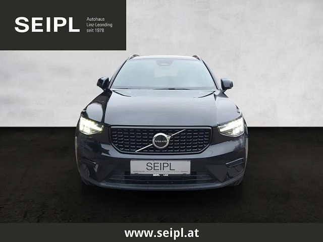 Volvo XC40 Dark Plus