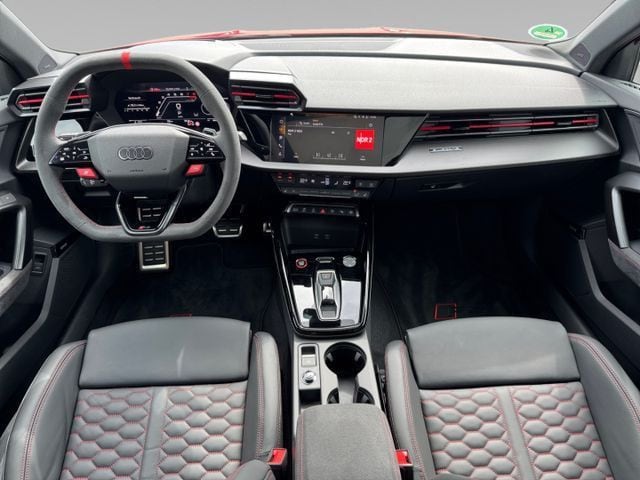 Audi RS3 Quattro S-Tronic Sedan