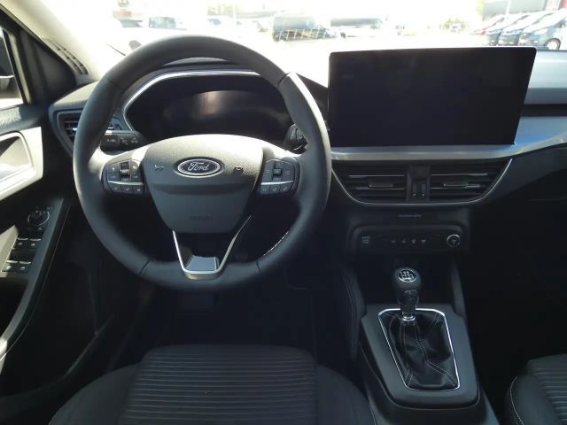 Ford Focus Titanium Wagon