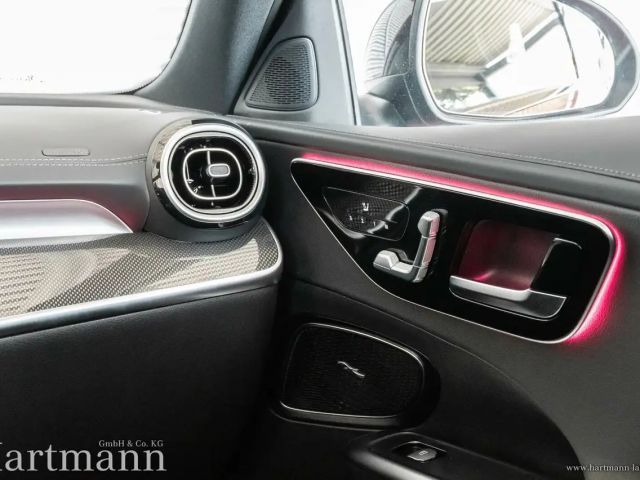 Mercedes-Benz C 200 AMG Line Sedan