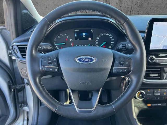 Ford Puma EcoBoost Titanium