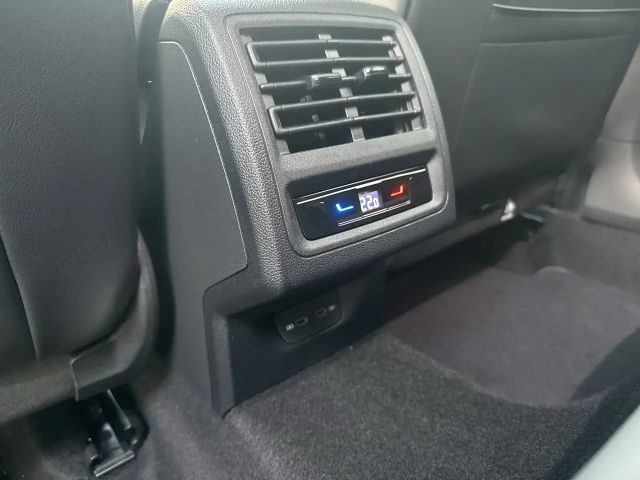 Volkswagen Golf Rabbit TSI