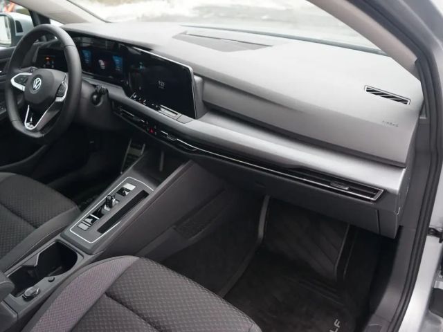 Volkswagen Golf 1.5 eTSI Golf VIII