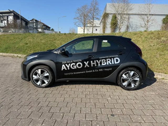Toyota Aygo X Active Hatchback Hybride