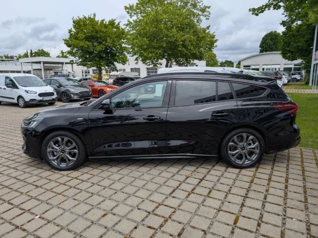 Ford Focus ST Line Wagon