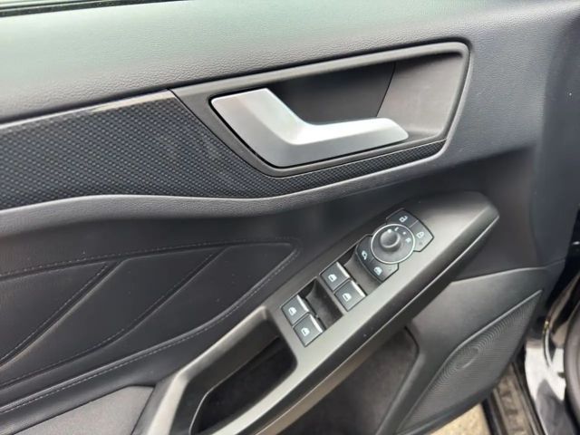 Ford Focus EcoBoost ST Line Wagon