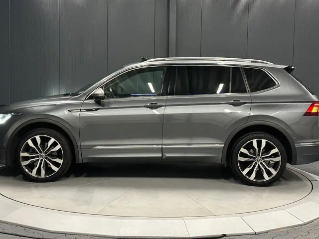 Volkswagen Tiguan Allspace IQ.Drive R-Line