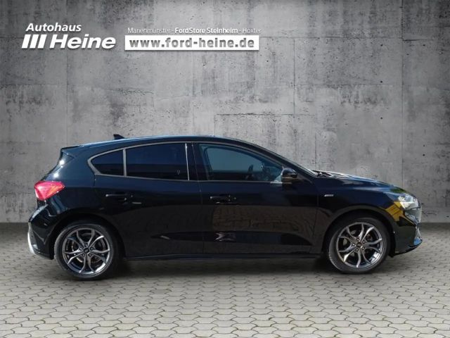 Ford Focus EcoBoost ST Line