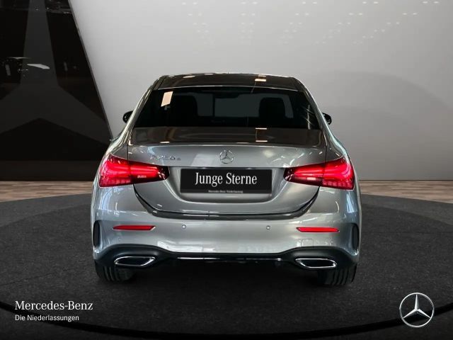 Mercedes-Benz A 250 A 250 e AMG Line
