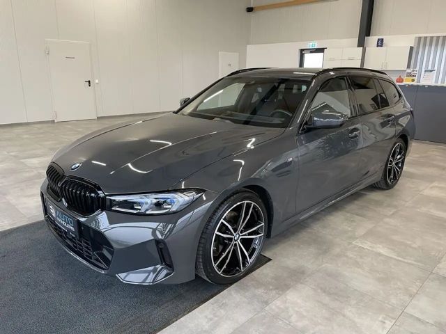 BMW 320 320d M-Sport Touring xDrive
