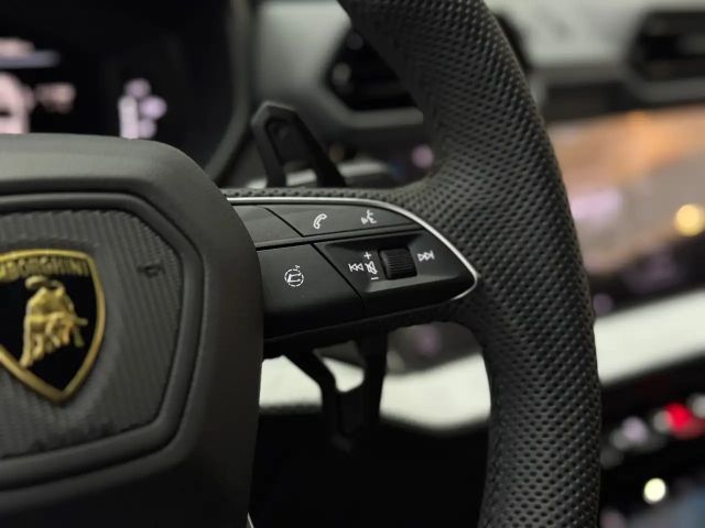 Lamborghini Urus SE *Bang&Olufsen*Massage*Fond-Entertainment*AHK*