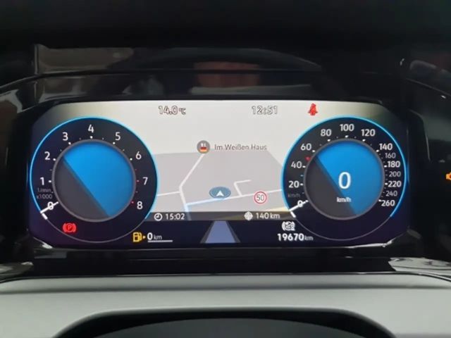 Volkswagen Golf 1.0 TSI Life Variant