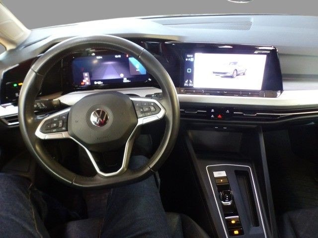 Volkswagen Golf 1.5 eTSI Golf VIII Life