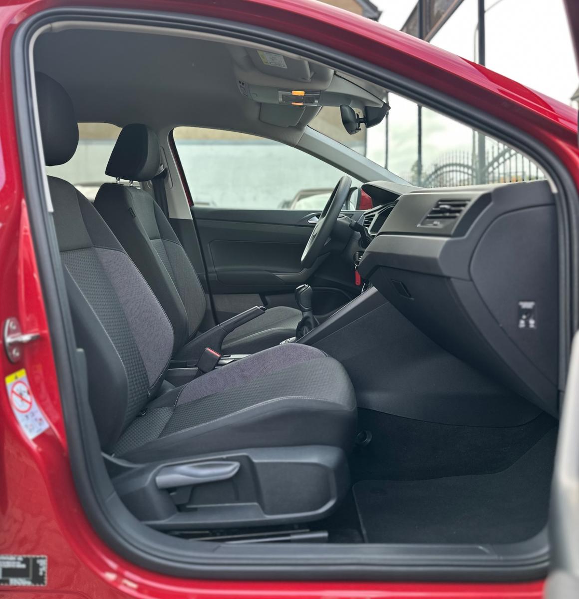 Volkswagen Taigo TAIGO*TEMPOMAT*PDC*CARPLAY*LED-SHZ-DAB-NR