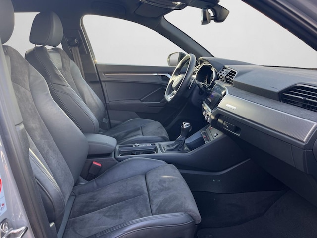 Audi RS Q3 Quattro S-Tronic