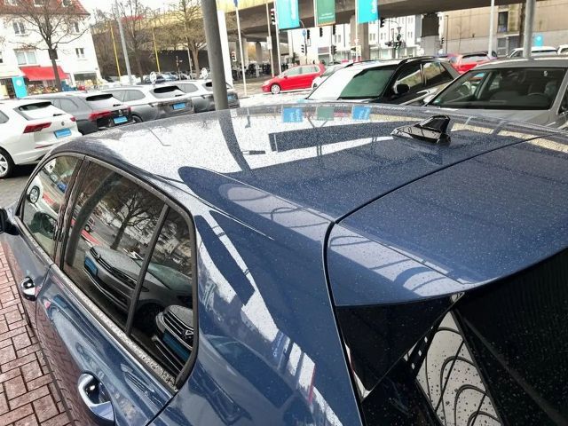 Volkswagen Golf DSG Life