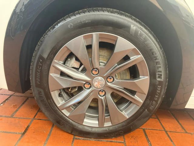 Peugeot E-208 Active Pack