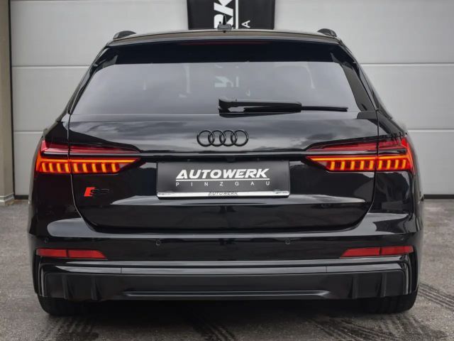 Audi S6 Avant Quattro