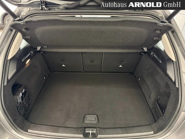 Mercedes-Benz B 220 4MATIC Progressive Sedan