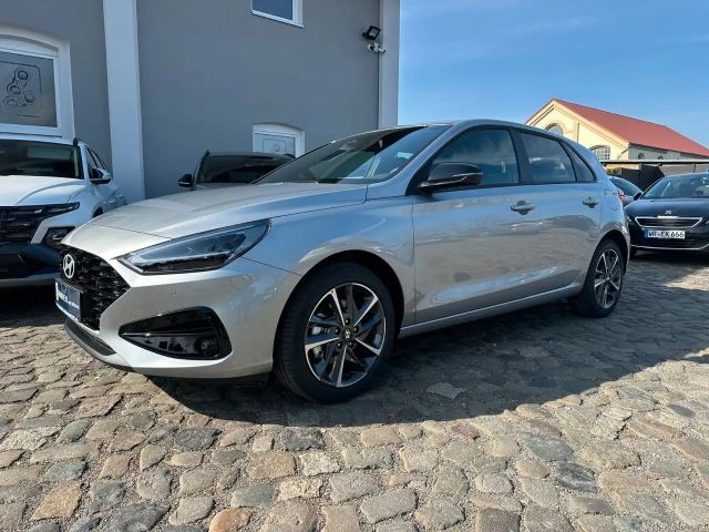 Hyundai i30 1,5 DPI GO Plus LED Navi...