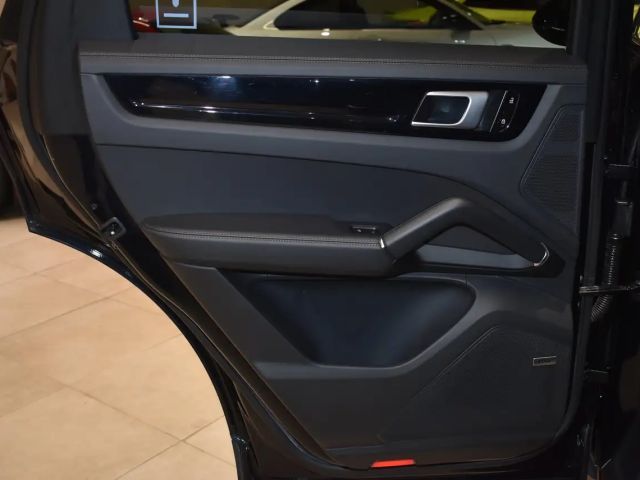 Porsche Cayenne Coupé E-Hybrid