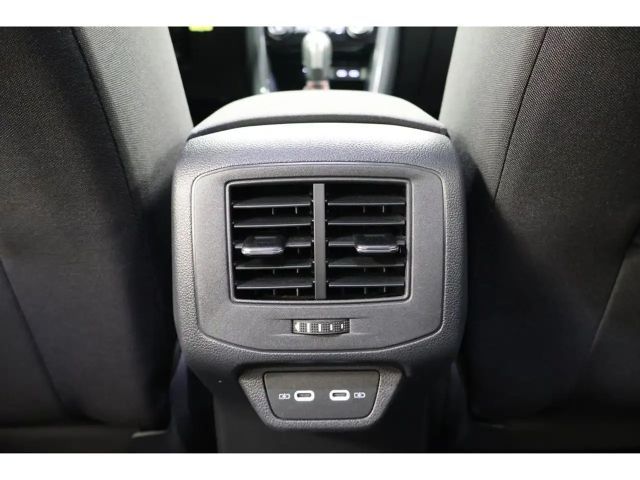 Volkswagen T-Roc 1.5 TSI DSG Sport