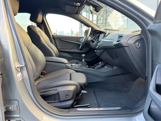 BMW 118 118i M-Sport Sedan