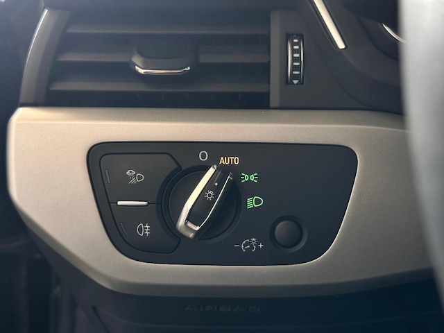 Audi A4 40 TFSI Avant S-Line S-Tronic