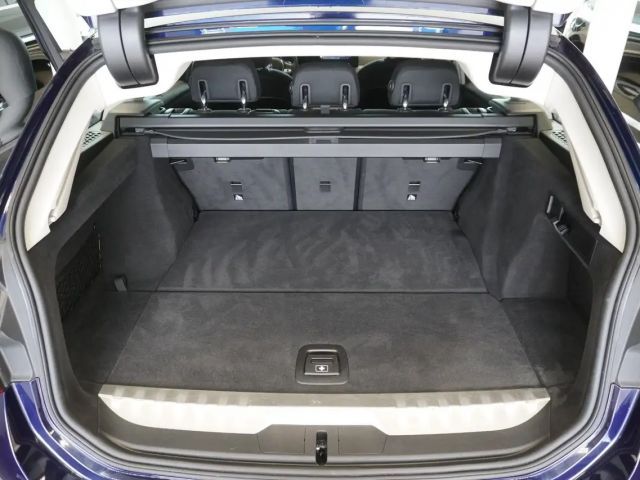 BMW 320 320e Touring