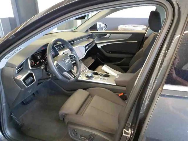 Audi A6 Quattro Sedan