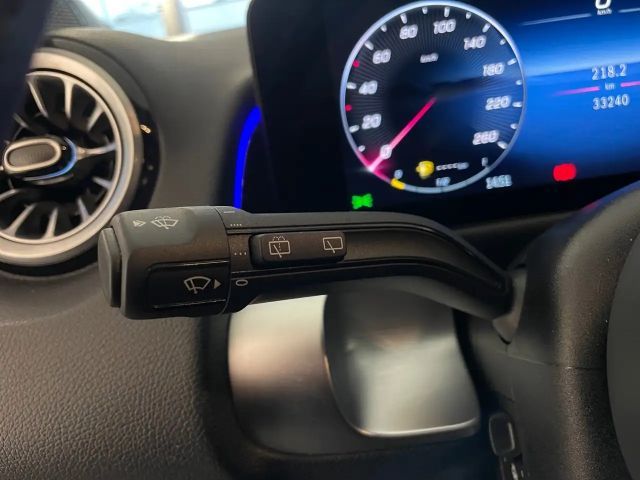 Mercedes-Benz GLB 200 4MATIC GLB 200 d