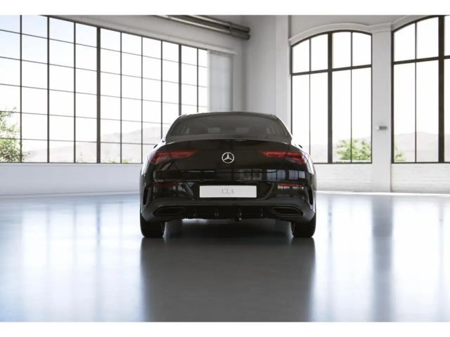 Mercedes-Benz CLA 180 AMG Line Coupé