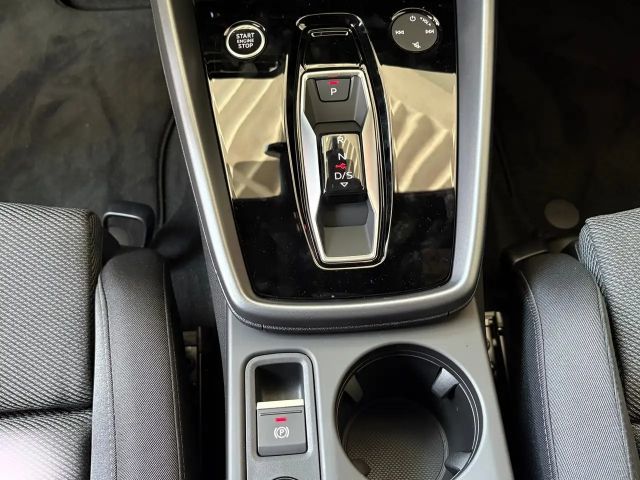 Audi A3 30 TFSI Sedan