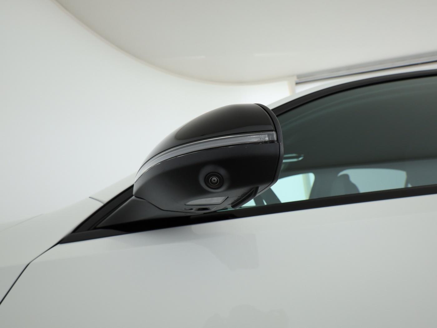 Mercedes-Benz C 200 Sedan