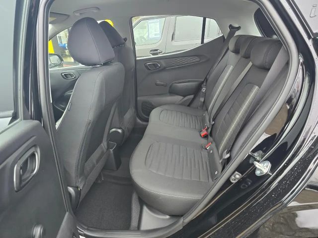 Hyundai i10 2WD Trend