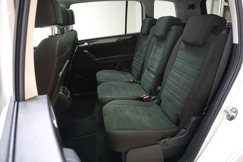 Volkswagen Touran 2.0 TDI DSG R-Line