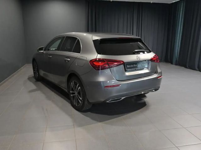 Mercedes-Benz A 180 Progressive