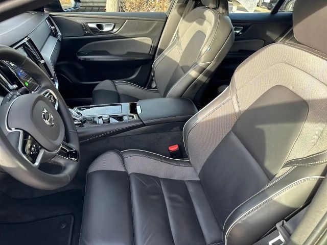 Volvo V60 AWD Dark Plus Recharge