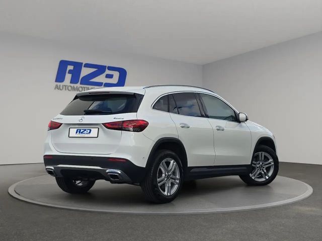Mercedes-Benz GLA 220 4MATIC GLA 220 d
