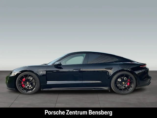 Porsche Taycan GTS