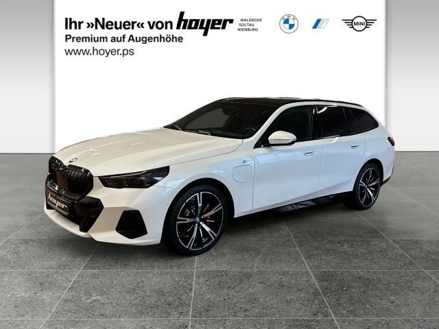 BMW 530 530e M-Sport Touring xDrive