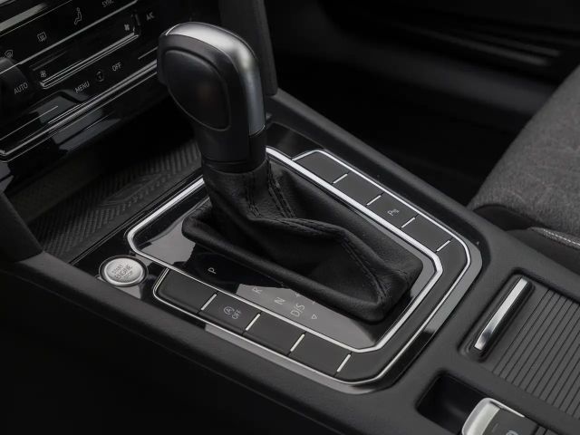 Volkswagen Passat 2.0 TDI Business DSG Variant