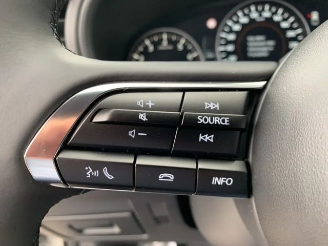 Mazda 3 Homura SkyActiv e-Skyactiv