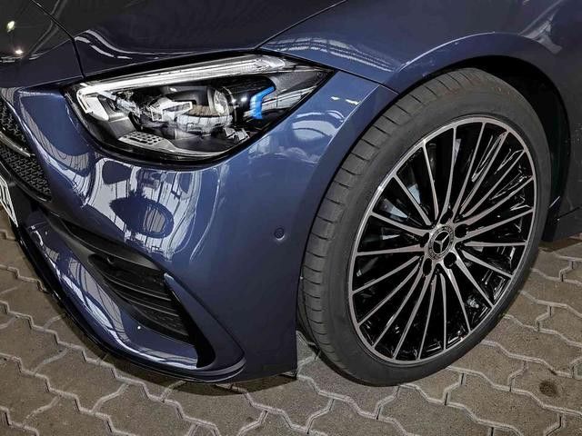 Mercedes-Benz C 300 AMG Line Sedan