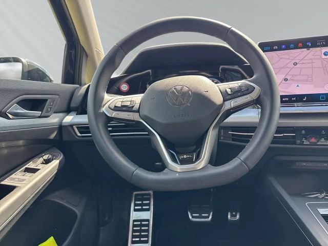 Volkswagen Golf 1.5 eTSI Golf VIII