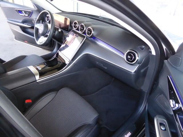 Mercedes-Benz C 180 AVANTGARDE