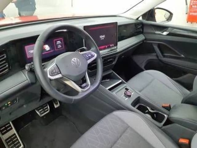 Volkswagen Tiguan Plus